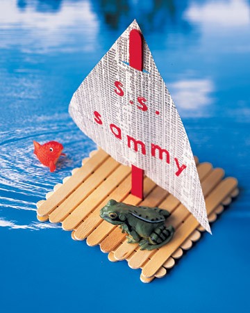 Kids love to watch things float in the water! This darling raft is a 